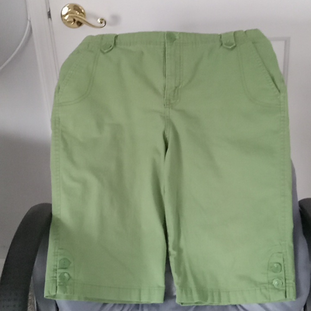Gloria Vanderbilt Women's shorts